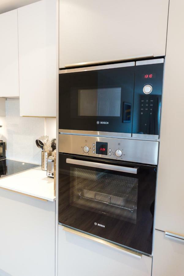 5 Star Brand New City Centre Apartment Belfast Exterior foto