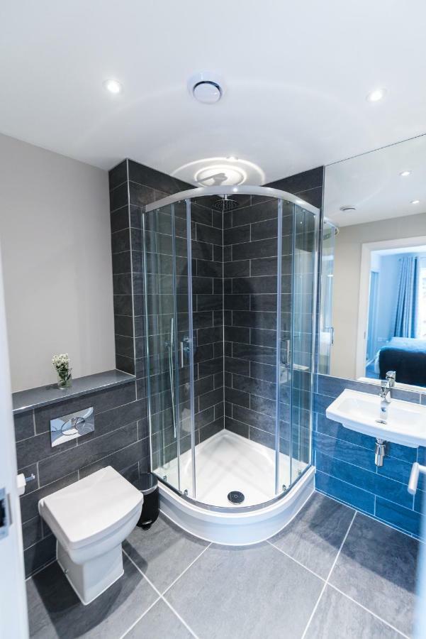 5 Star Brand New City Centre Apartment Belfast Exterior foto